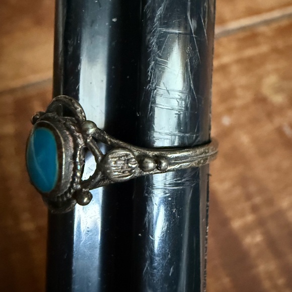 Vintage Turquoise and Sterling Silver Jewelry Set - Picture 7 of 16